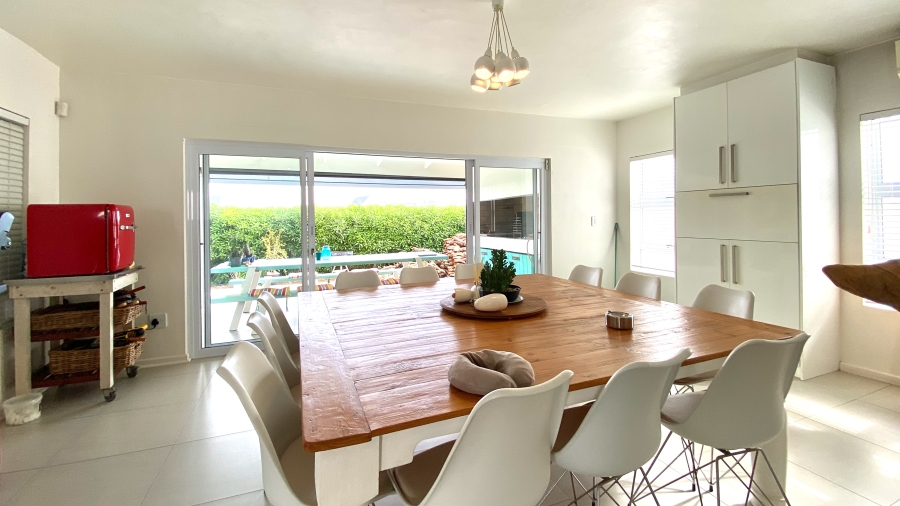 4 Bedroom Property for Sale in Dwarskersbos Western Cape